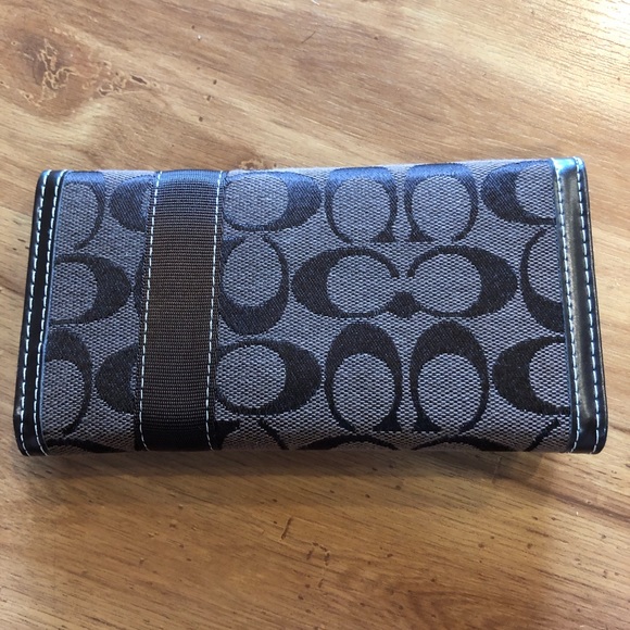 Coach wallet - Picture 2 of 3